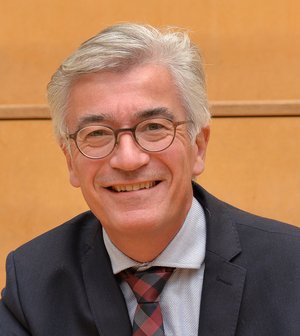 Vervangend Burgemeester Jean  Wiertz